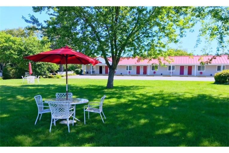 Belmont Motel Skowhegan Экстерьер фото