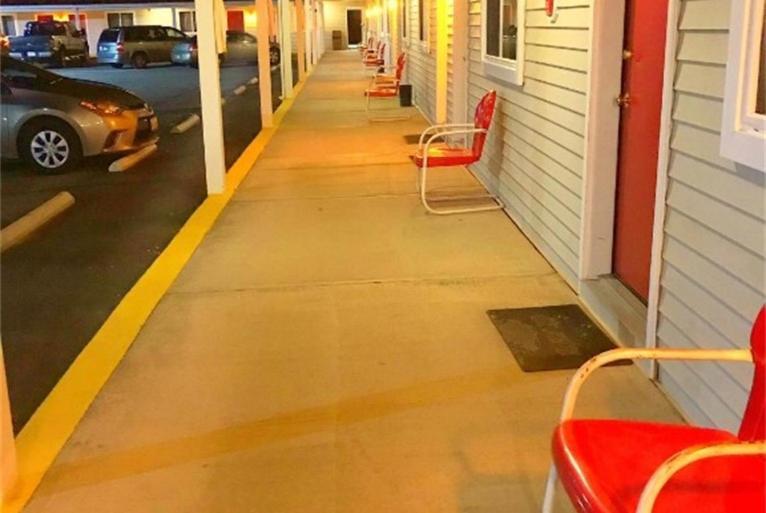 Belmont Motel Skowhegan Экстерьер фото