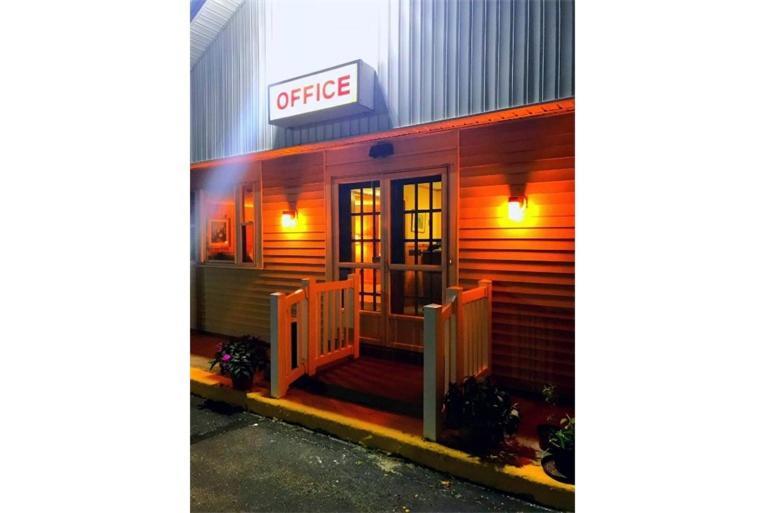 Belmont Motel Skowhegan Экстерьер фото